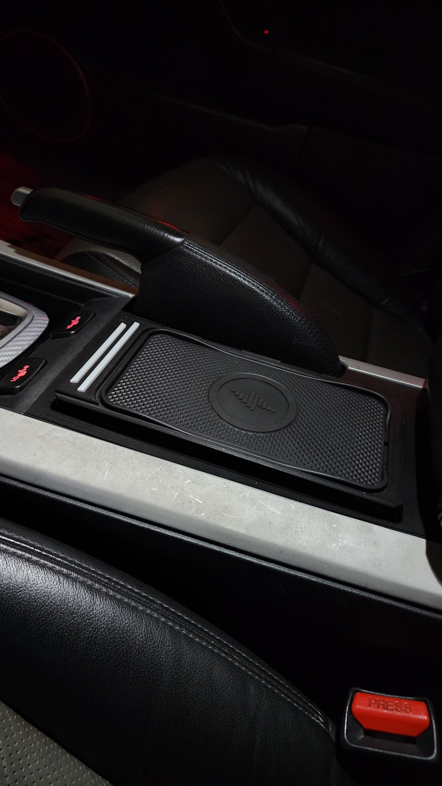 Acura TL 3G (2004-2008) Wireless Charger