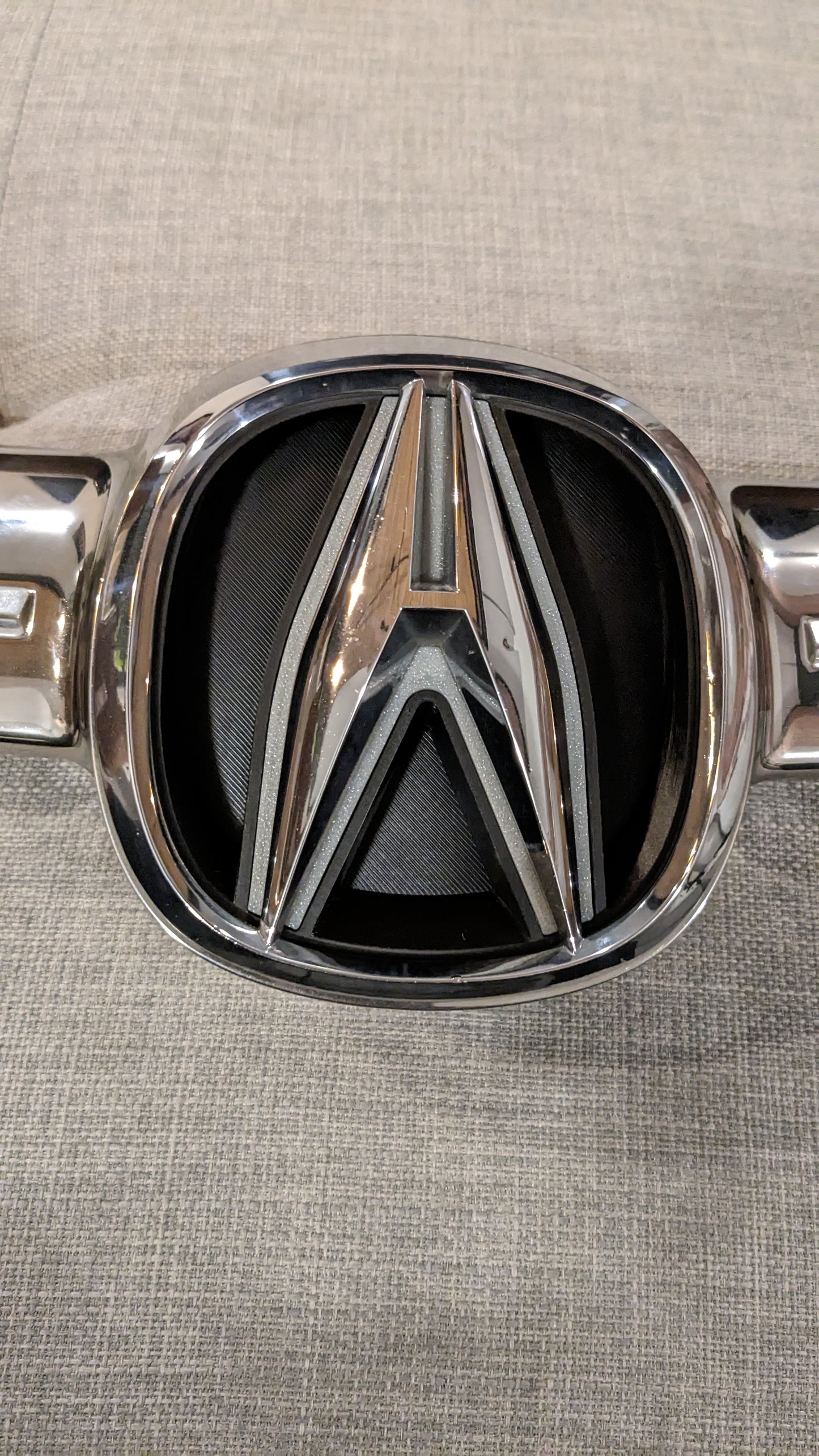 Acura TL (07' & 08') Front LED Emblem